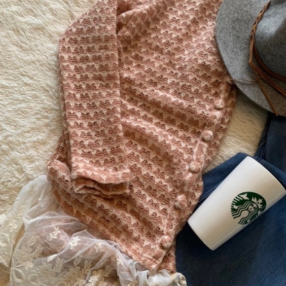 New Crochet Knit Lace Hem Cardigan Sweater - Picture 3 of 7